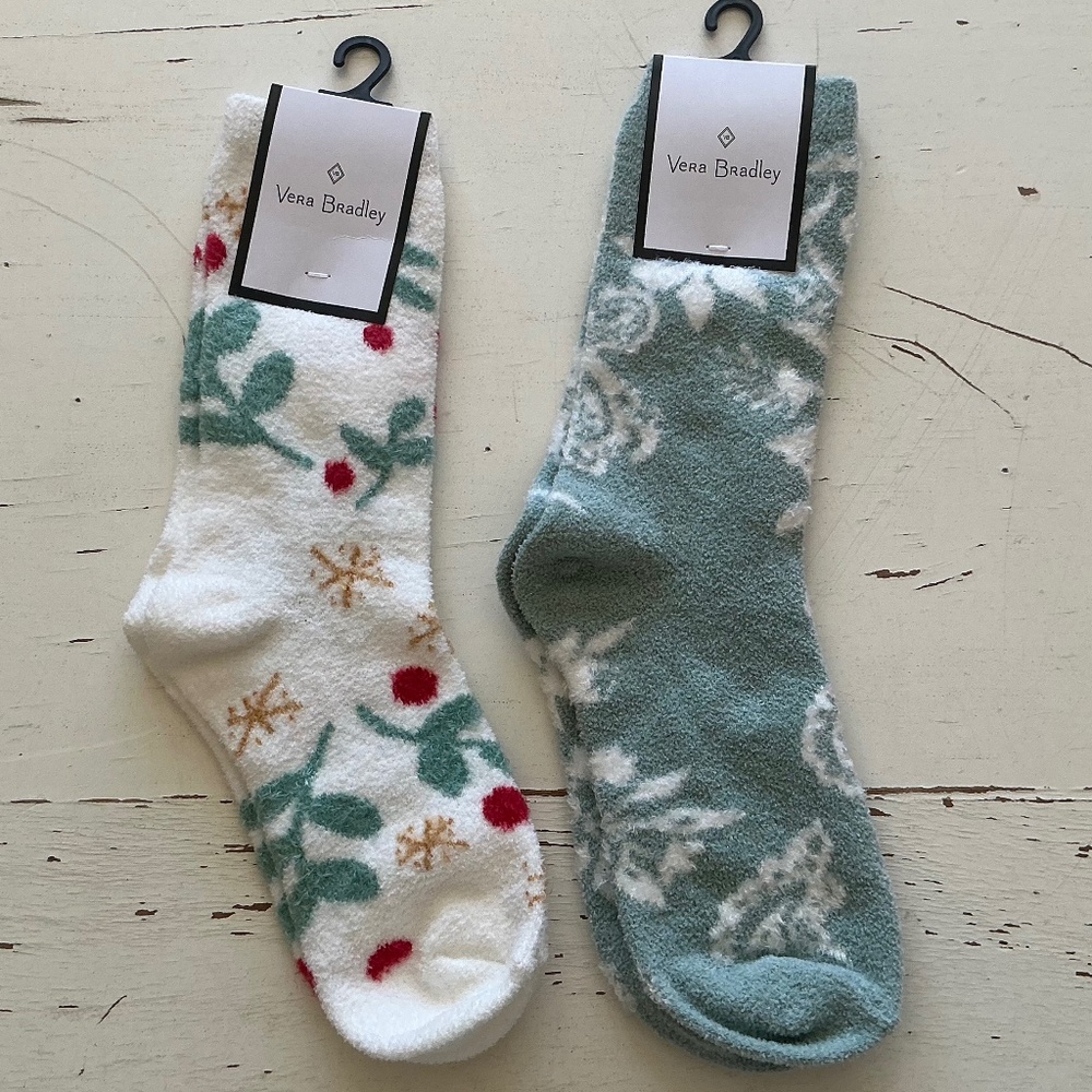 NWT Vera Bradley cozy socks Eden Paisley Mint & Winter Forest White SZ 5-10